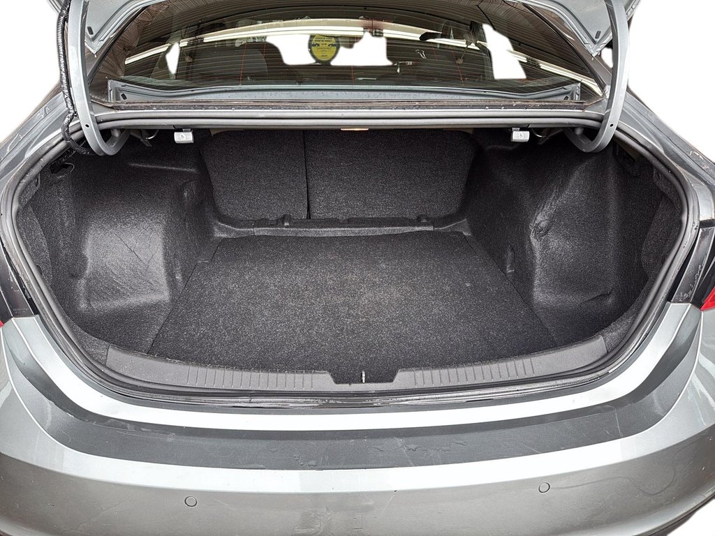 2024 Chevrolet Malibu 1LT in Stratford, Ontario - 6 - w1024h768px