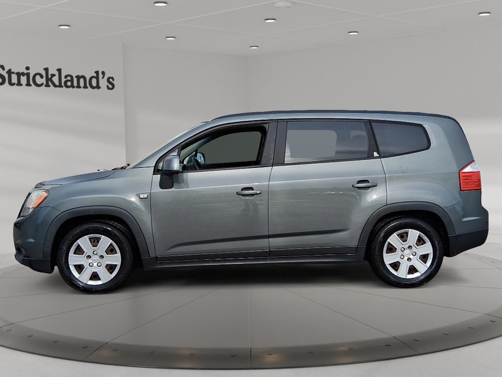 2012 Chevrolet Orlando LT in Stratford, Ontario - 5 - w1024h768px