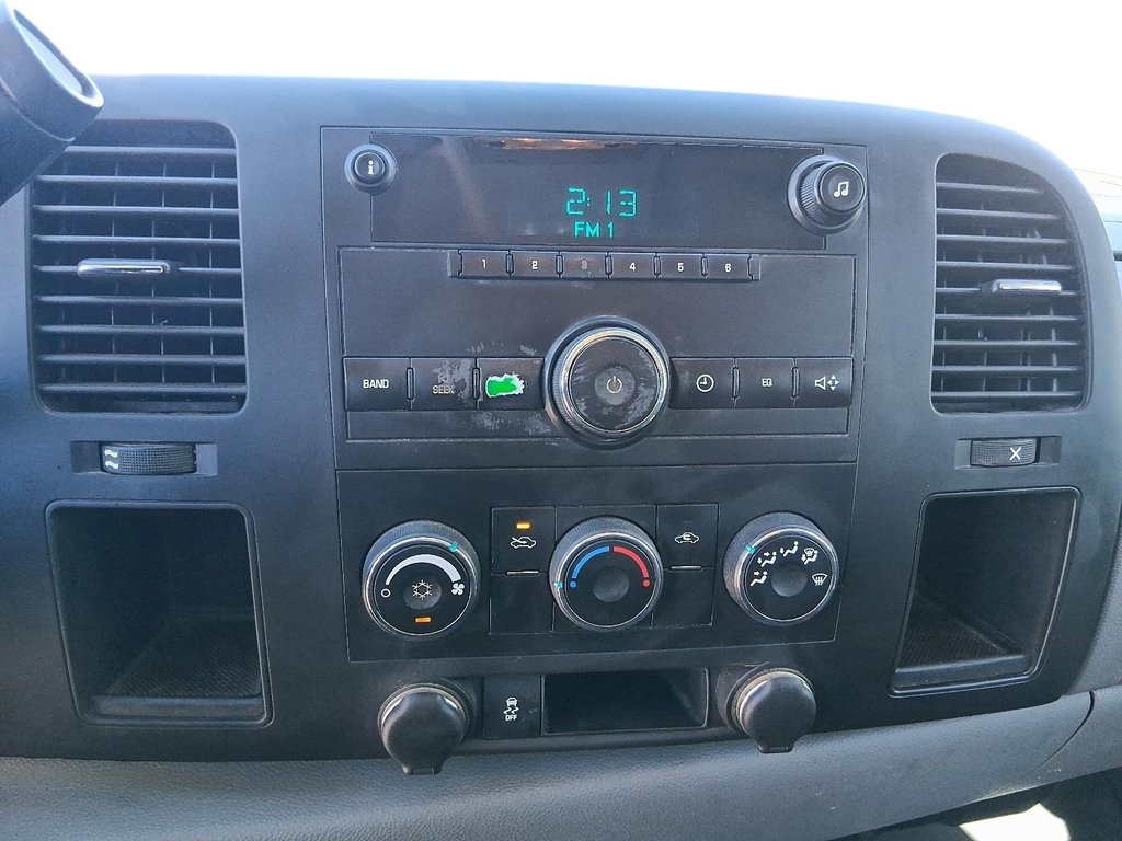 2012 Chevrolet Silverado 1500 WT Ext Cab Std Box 2WD 1SA in Stratford, Ontario - 15 - w1024h768px