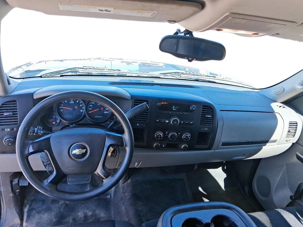 2012 Chevrolet Silverado 1500 WT Ext Cab Std Box 2WD 1SA in Stratford, Ontario - 10 - w1024h768px