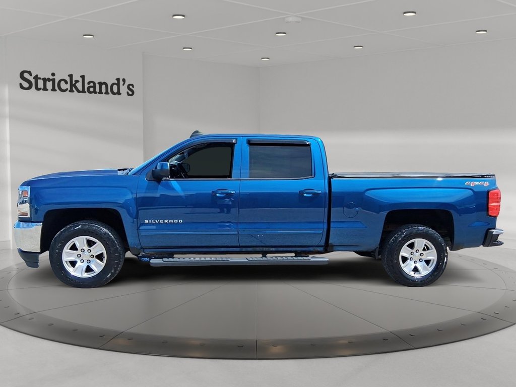 2016 Chevrolet Silverado 1500 Crew 4x4 LT / Standard Box in Stratford, Ontario - 5 - w1024h768px