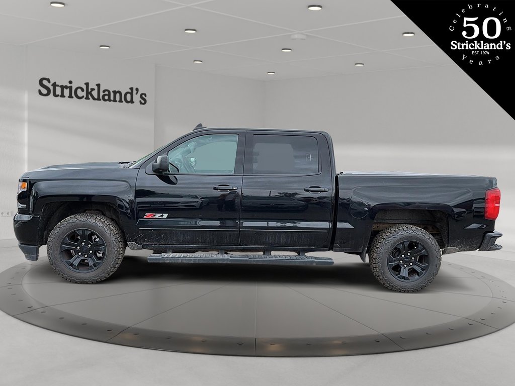 2017  Silverado 1500 Crew 4x4 LTZ / Short Box in Stratford, Ontario - 5 - w1024h768px