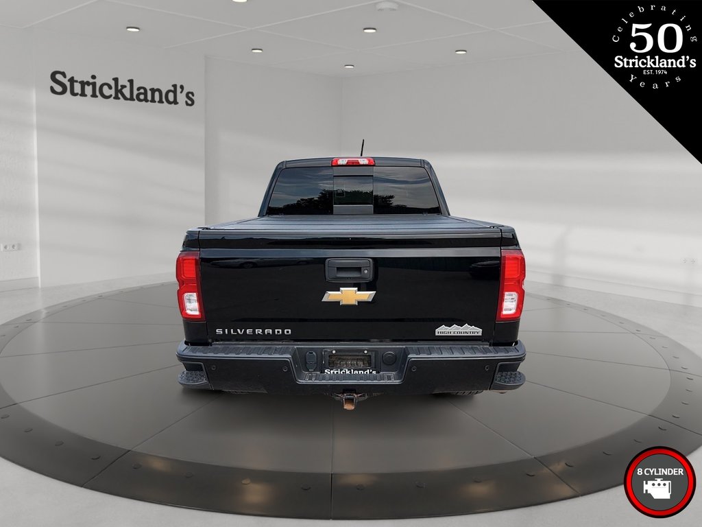 2017  Silverado 1500 Crew 4x4 High Country / Short Box in Stratford, Ontario - 3 - w1024h768px