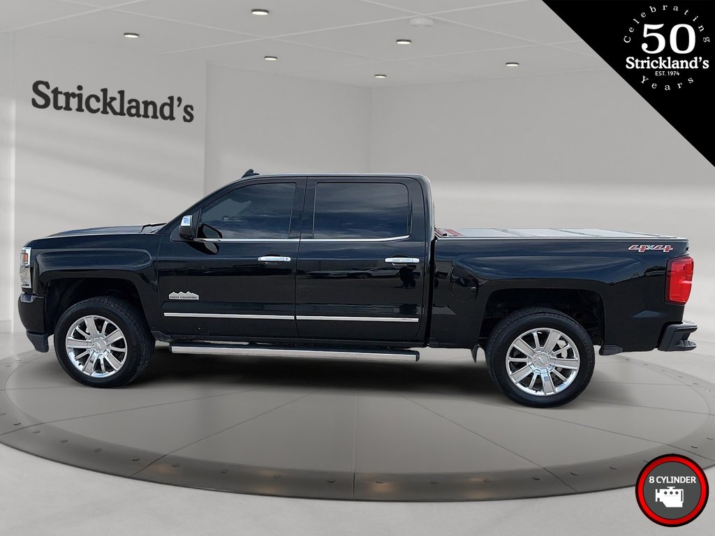 2017  Silverado 1500 Crew 4x4 High Country / Short Box in Stratford, Ontario - 5 - w1024h768px