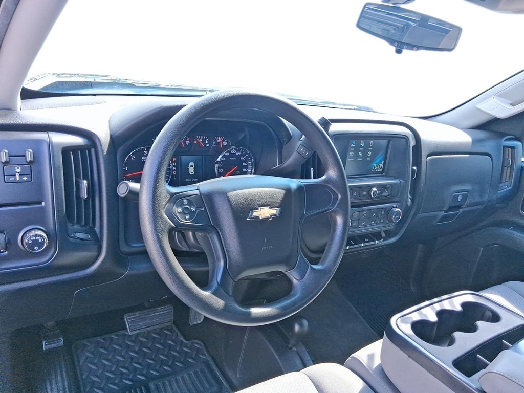 2017 Chevrolet Silverado 1500 Double 4x4 WT / Standard Box in Stratford, Ontario - 10 - w1024h768px