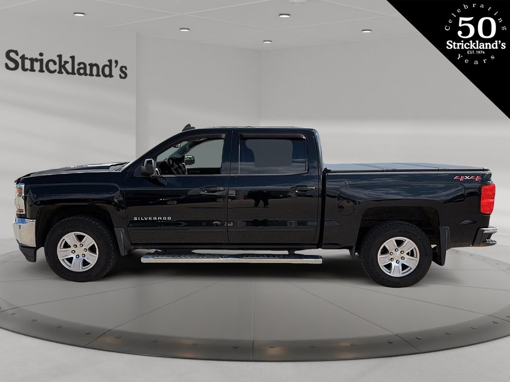 2018  Silverado 1500 Crew Cab 4x4 LT / Short Box in Stratford, Ontario - 5 - w1024h768px