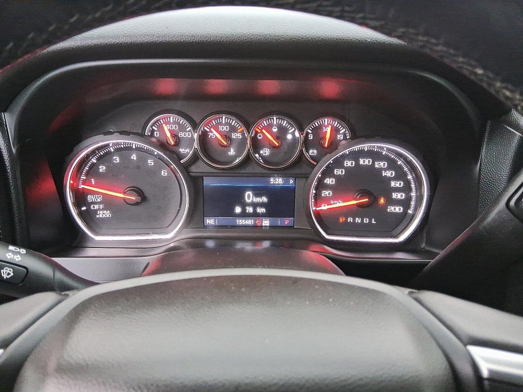 2019 Chevrolet Silverado 1500 New Crew Cab 4x4 LT / Short Box in Stratford, Ontario - 14 - w1024h768px