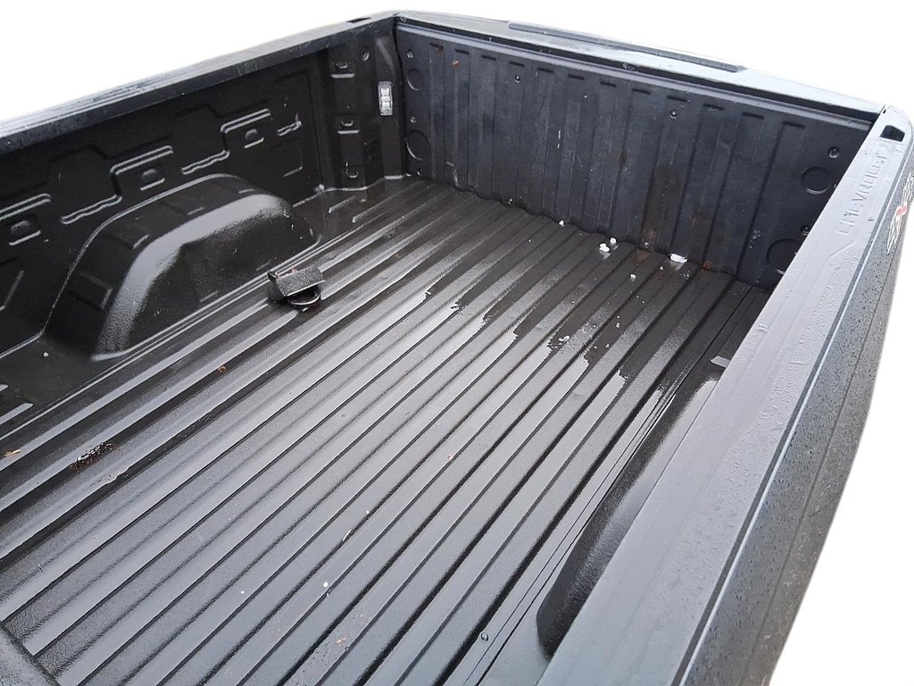 2019 Chevrolet Silverado 1500 New Crew Cab 4x4 LT / Short Box in Stratford, Ontario - 18 - w1024h768px