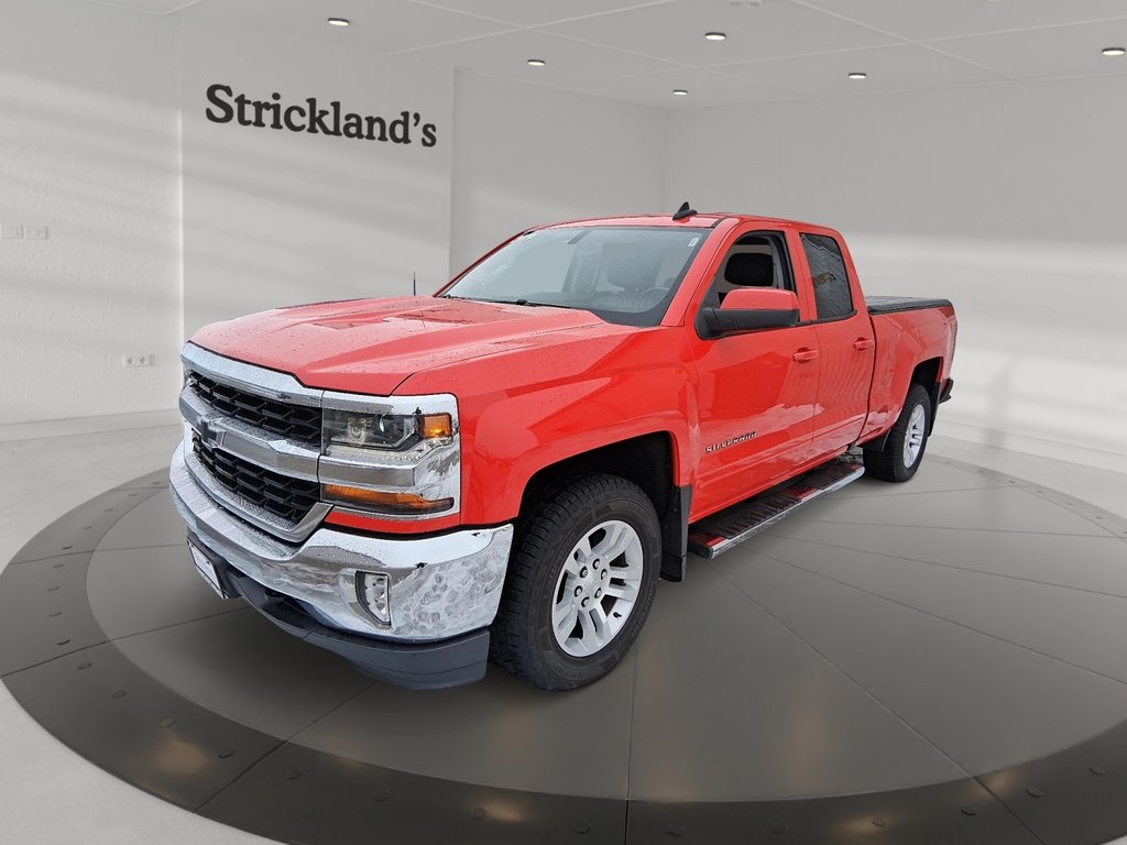 2019 Chevrolet Silverado 1500 Double 4x4 LT / Standard Box in Stratford, Ontario - 1 - w1024h768px