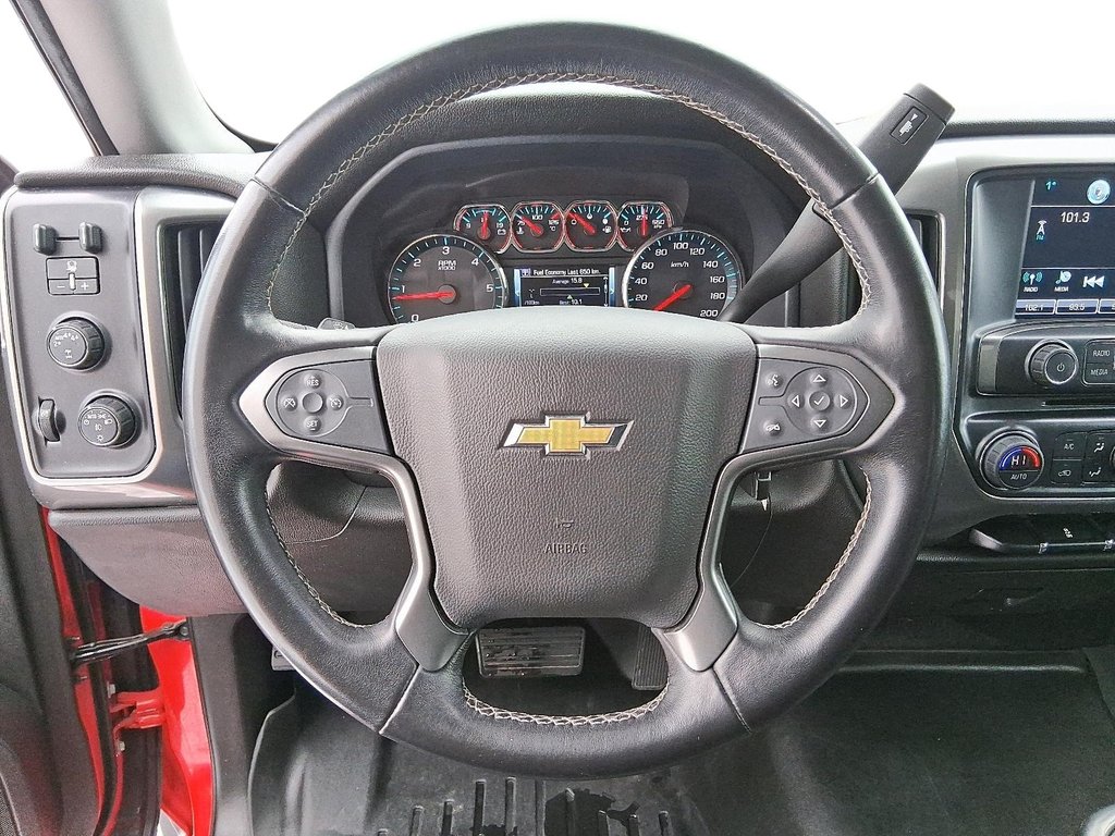 2019 Chevrolet Silverado 1500 Double 4x4 LT / Standard Box in Stratford, Ontario - 12 - w1024h768px