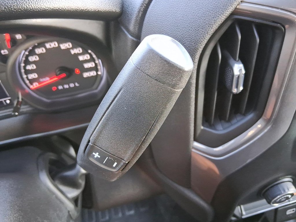 2019 Chevrolet Silverado 1500 New Regular Cab 4x4 WT in Stratford, Ontario - 15 - w1024h768px