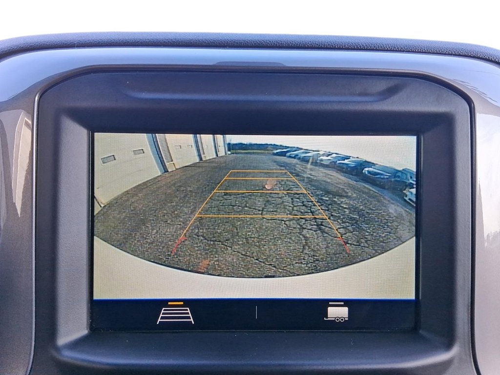 2019 Chevrolet Silverado 1500 New Regular Cab 4x4 WT in Stratford, Ontario - 19 - w1024h768px