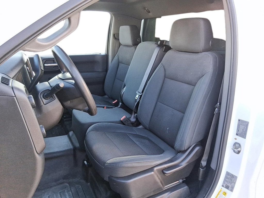 2019 Chevrolet Silverado 1500 New Regular Cab 4x4 WT in Stratford, Ontario - 7 - w1024h768px