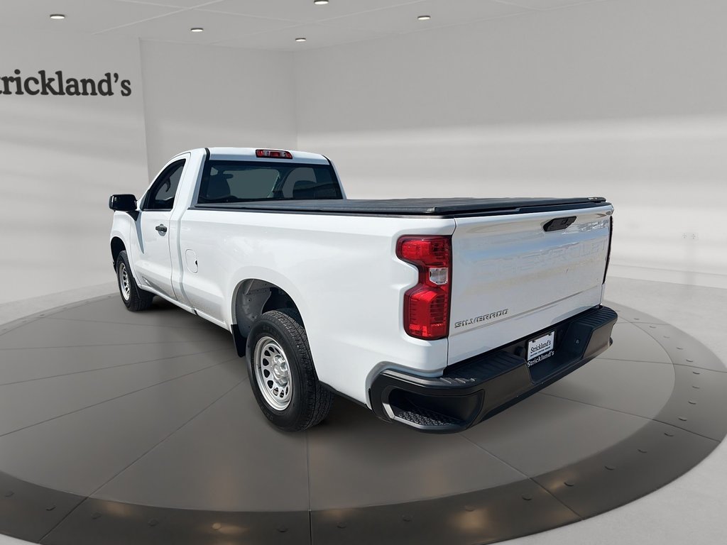 2021 Chevrolet Silverado 1500 Regular Cab 4x2 WT / Long Box in Stratford, Ontario - 4 - w1024h768px
