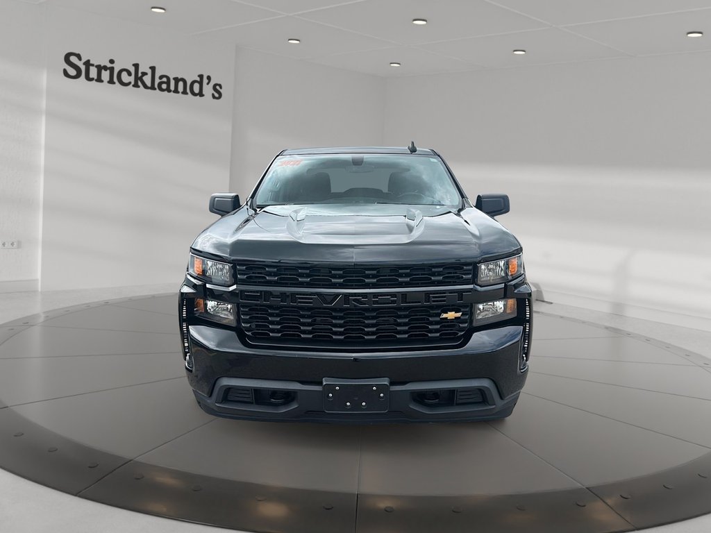 2021 Chevrolet Silverado 1500 Crew Cab 4x4 Custom / Standard Box in Stratford, Ontario - 2 - w1024h768px