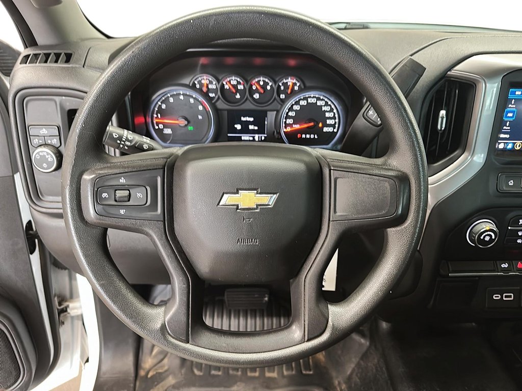 2021 Chevrolet Silverado 1500 Regular Cab 4x2 WT / Long Box in Stratford, Ontario - 10 - w1024h768px