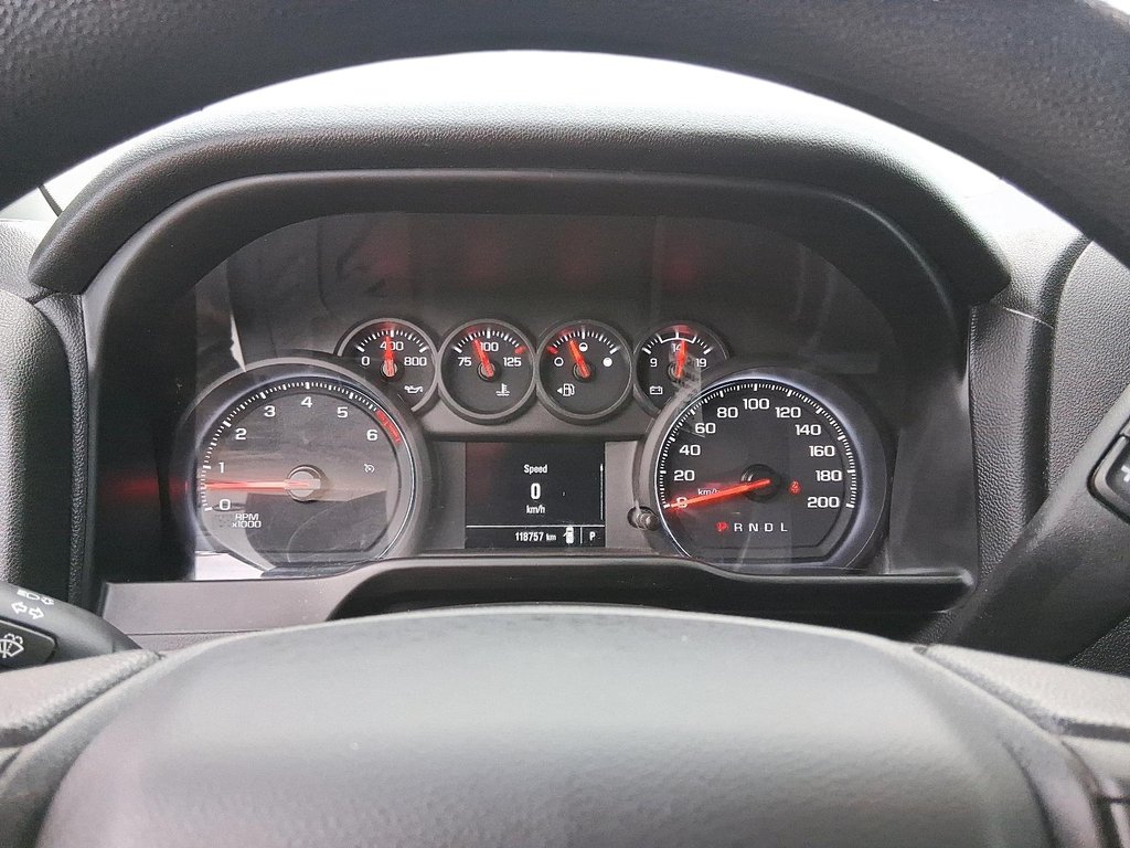 2021 Chevrolet Silverado 1500 Double Cab 4x2 WT / Standard Box in Stratford, Ontario - 13 - w1024h768px