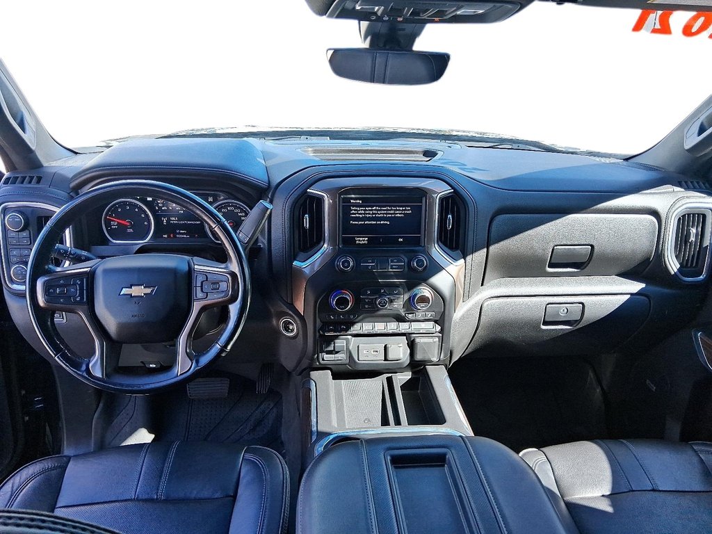 2021 Chevrolet Silverado 1500 Crew Cab 4x4 High Country / Standard Box in Stratford, Ontario - 10 - w1024h768px
