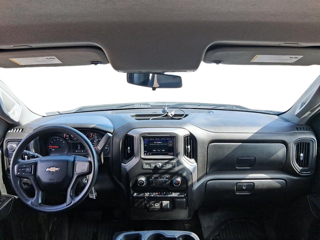 2021 Chevrolet Silverado 1500 Double Cab 4x4 WT / Standard Box in Stratford, Ontario - 10 - w1024h768px