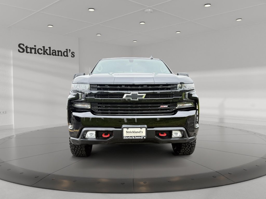 2021 Chevrolet Silverado 1500 Crew Cab 4x4 LT Trail Boss / Standard Box in Stratford, Ontario - 2 - w1024h768px