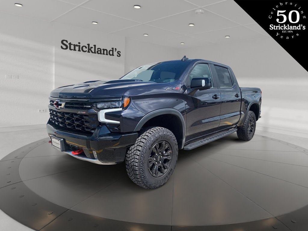 2022  Silverado 1500 Crew Cab 4x4 ZR2 / Short Box in Stratford, Ontario - 1 - w1024h768px