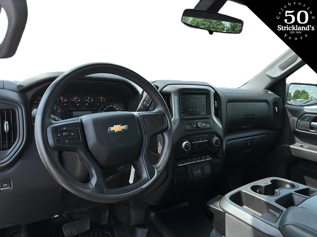 2022  Silverado 1500 Ltd Regular Cab 4x2 WT / Long Box in Stratford, Ontario - 7 - w1024h768px