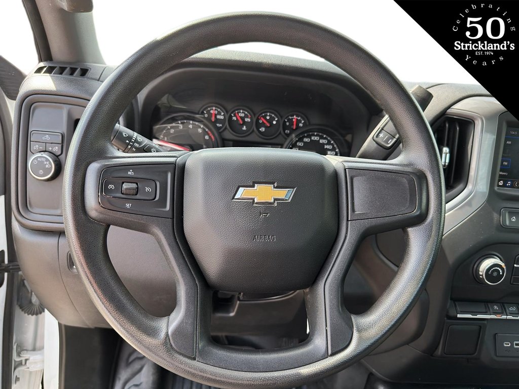 2022  Silverado 1500 Ltd Regular Cab 4x2 WT / Long Box in Stratford, Ontario - 8 - w1024h768px