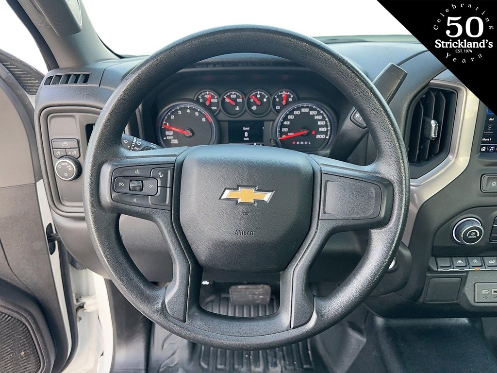 2022  Silverado 1500 Regular Cab 4x2 WT / Long Box in Stratford, Ontario - 10 - w1024h768px