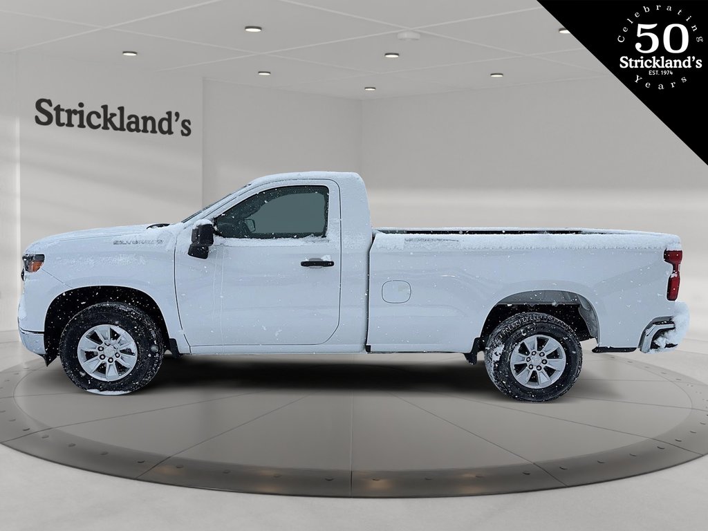 2022 Chevrolet Silverado 1500 Regular Cab 4x2 WT / Long Box in Stratford, Ontario - 5 - w1024h768px