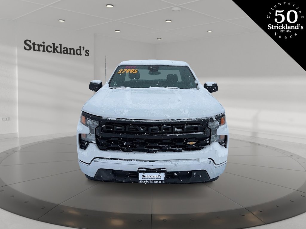 2022 Chevrolet Silverado 1500 Regular Cab 4x2 WT / Long Box in Stratford, Ontario - 2 - w1024h768px