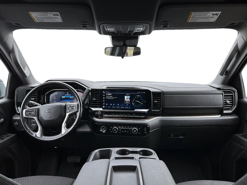 2022 Chevrolet Silverado 1500 Crew Cab 4x4 RST / Standard Box in Stratford, Ontario - 8 - w1024h768px