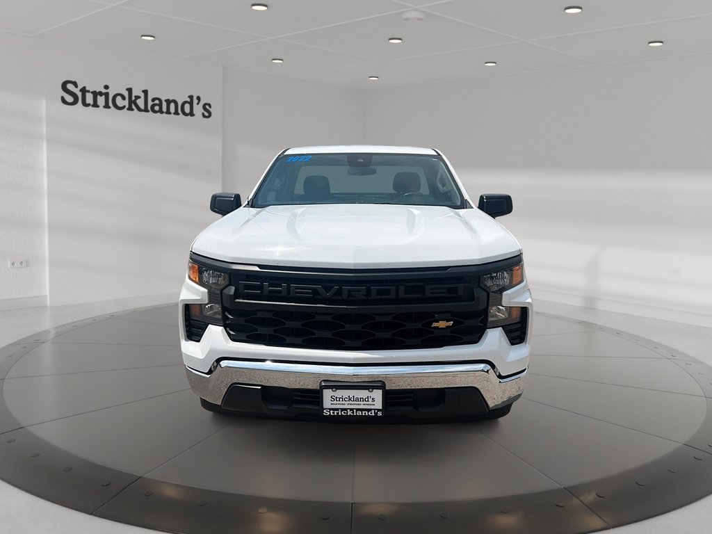 2022 Chevrolet Silverado 1500 Regular Cab 4x2 WT / Long Box in Stratford, Ontario - 2 - w1024h768px