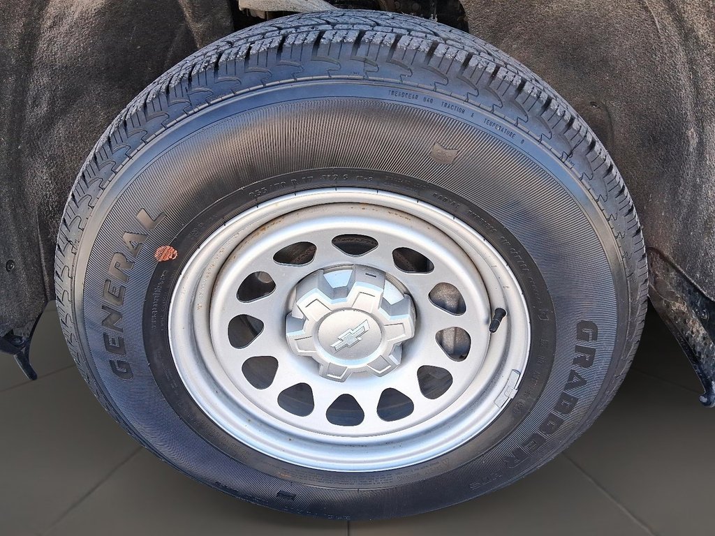 2022 Chevrolet Silverado 1500 Ltd Regular Cab 4x2 WT / Long Box in Stratford, Ontario - 6 - w1024h768px