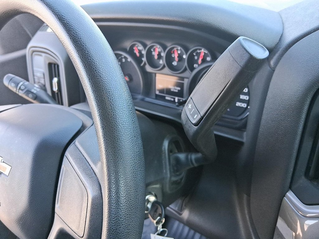 2022 Chevrolet Silverado 1500 Ltd Regular Cab 4x2 WT / Long Box in Stratford, Ontario - 13 - w1024h768px