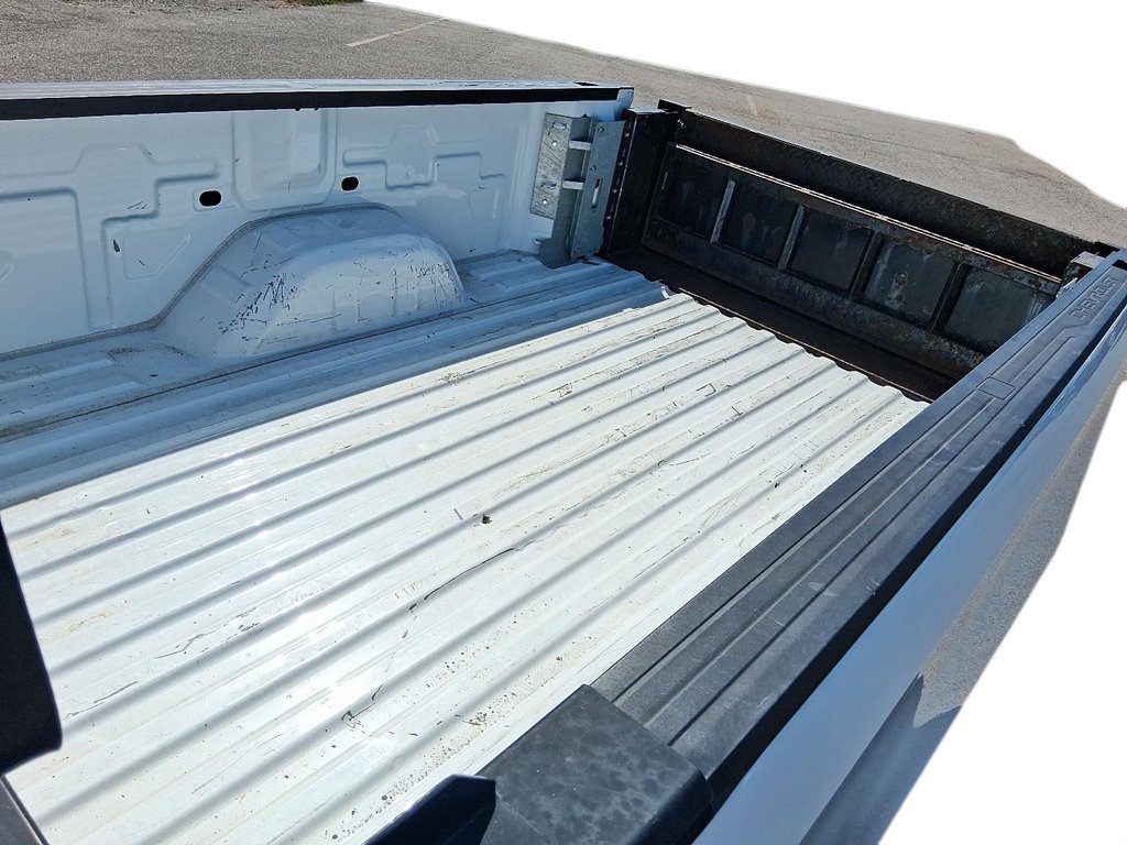 2022 Chevrolet Silverado 1500 Ltd Regular Cab 4x2 WT / Long Box in Stratford, Ontario - 14 - w1024h768px