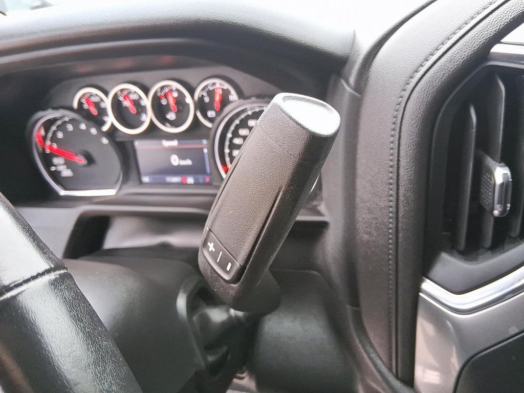 2022 Chevrolet Silverado 1500 Ltd Crew Cab 4x4 Rst / Standard Box in Stratford, Ontario - 16 - w1024h768px