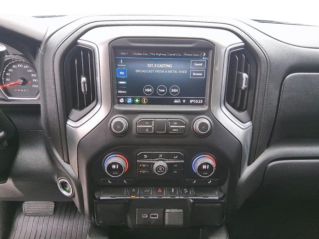 2022 Chevrolet Silverado 1500 Ltd Crew Cab 4x4 Rst / Standard Box in Stratford, Ontario - 15 - w1024h768px