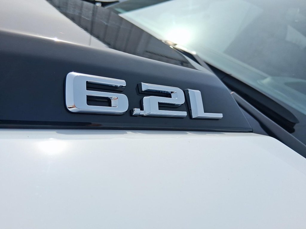 2022 Chevrolet Silverado 1500 Crew Cab 4x4 ZR2 / Short Box in Stratford, Ontario - 6 - w1024h768px