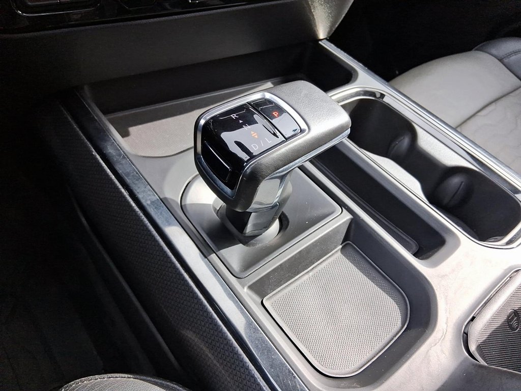 2022 Chevrolet Silverado 1500 Crew Cab 4x4 ZR2 / Short Box in Stratford, Ontario - 16 - w1024h768px