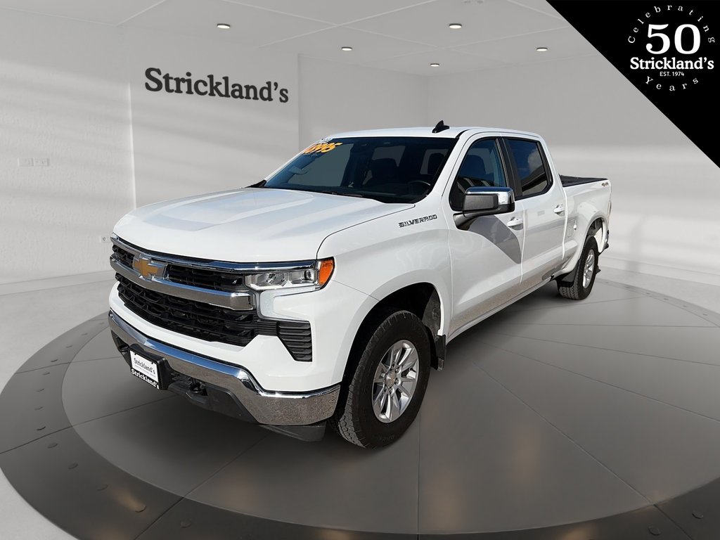 2023  Silverado 1500 Crew Cab 4x4 LT / Standard Box in Stratford, Ontario - 1 - w1024h768px