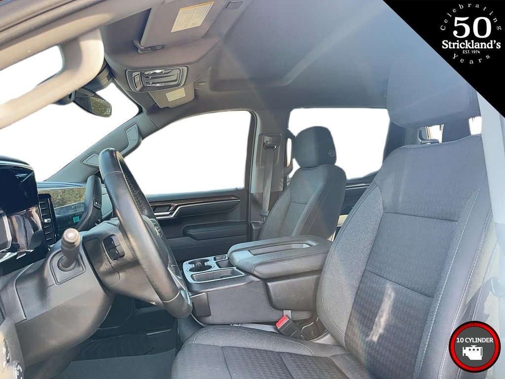 2023  Silverado 1500 Crew Cab 4x4 LT / Standard Box in Stratford, Ontario - 6 - w1024h768px