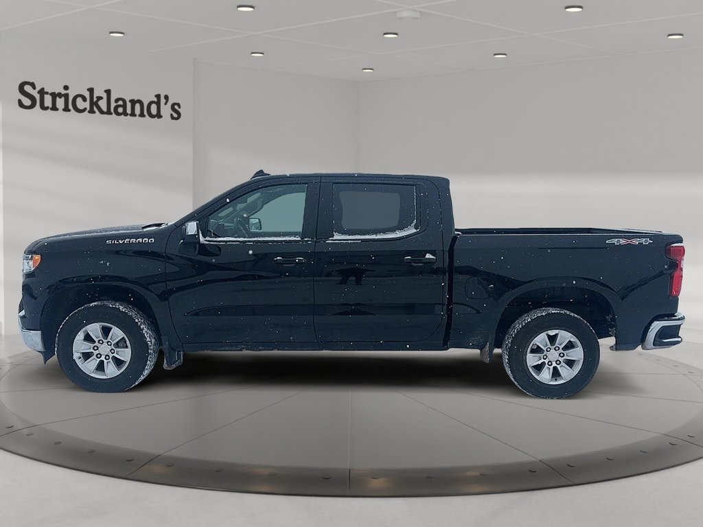 2023 Chevrolet Silverado 1500 Crew Cab 4x4 LT / Standard Box in Stratford, Ontario - 5 - w1024h768px