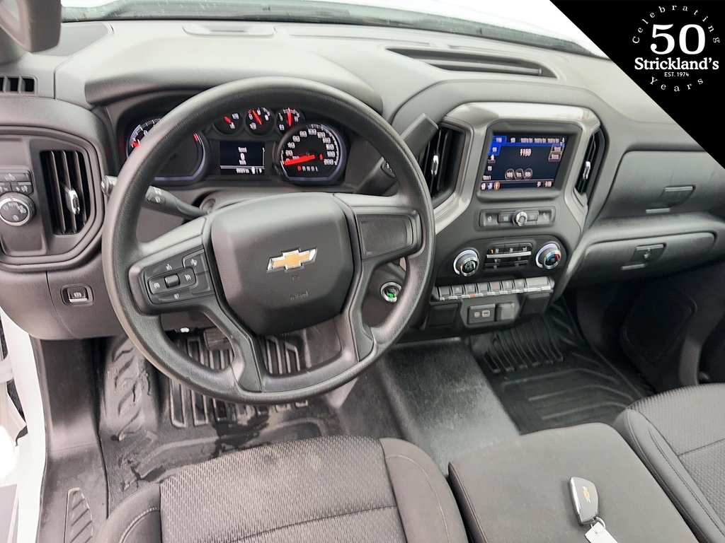 2023  Silverado 1500 Regular Cab 4x2 WT / Long Box in Stratford, Ontario - 8 - w1024h768px