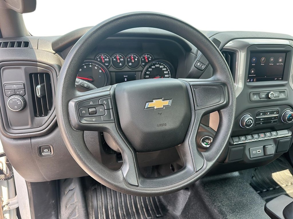 2023 Chevrolet Silverado 1500 Regular Cab 4x2 WT / Long Box in Stratford, Ontario - 10 - w1024h768px