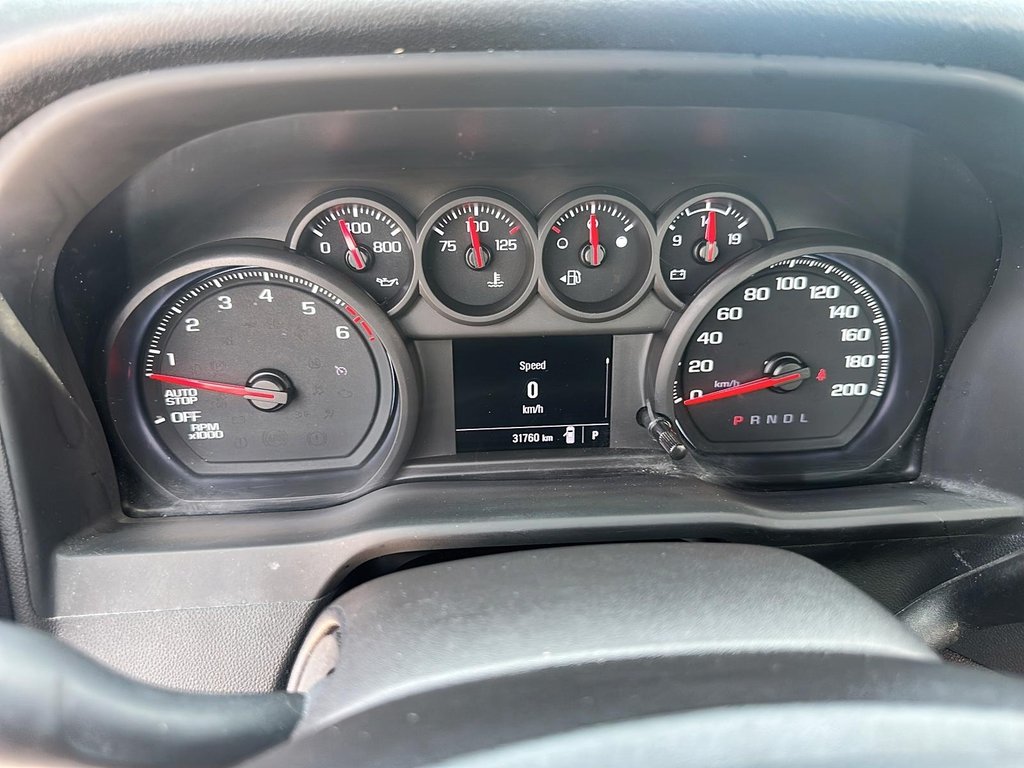 2023 Chevrolet Silverado 1500 Regular Cab 4x2 WT / Long Box in Stratford, Ontario - 12 - w1024h768px