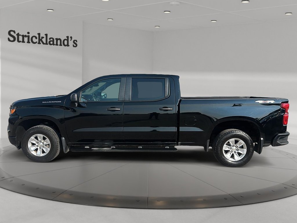 2023 Chevrolet Silverado 1500 Crew Cab 4x4 WT / Standard Box in Stratford, Ontario - 5 - w1024h768px