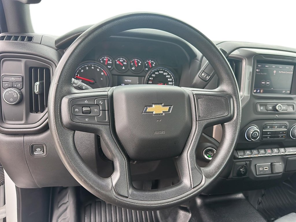 2023 Chevrolet Silverado 1500 Regular Cab 4x2 WT / Long Box in Stratford, Ontario - 10 - w1024h768px