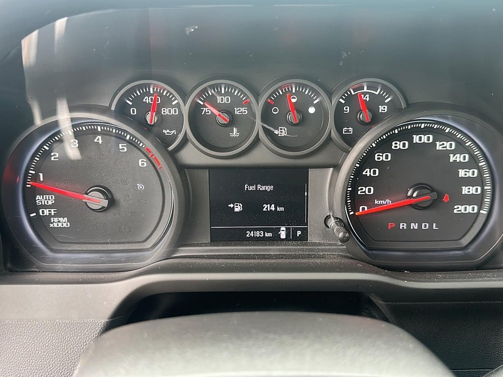 2023 Chevrolet Silverado 1500 Regular Cab 4x2 WT / Long Box in Stratford, Ontario - 12 - w1024h768px