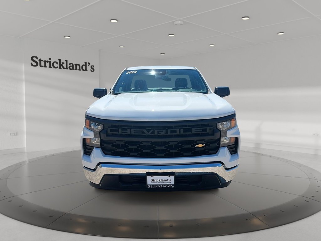 2023 Chevrolet Silverado 1500 Regular Cab 4x2 WT / Long Box in Stratford, Ontario - 2 - w1024h768px