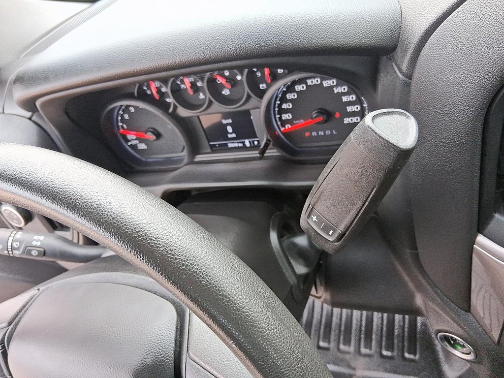 2023 Chevrolet Silverado 1500 Regular Cab 4x2 WT / Long Box in Stratford, Ontario - 14 - w1024h768px